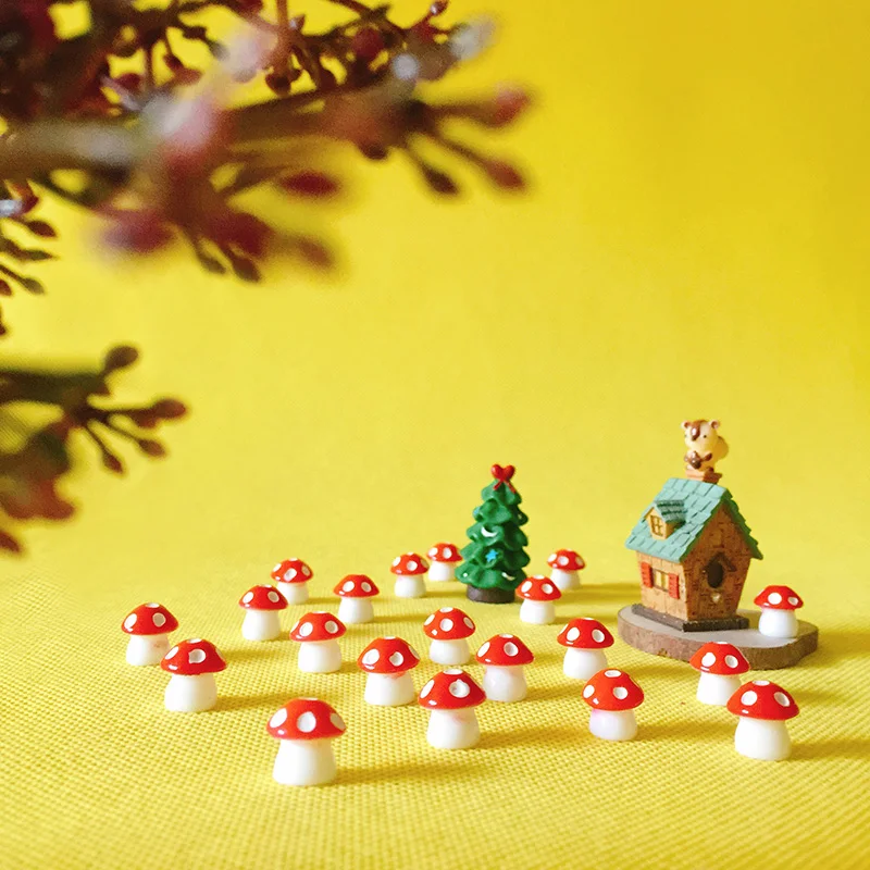 10 X Künstliche gefälschte Pilz Fee Miniatur Dollhouse Ornamente Dekor ~