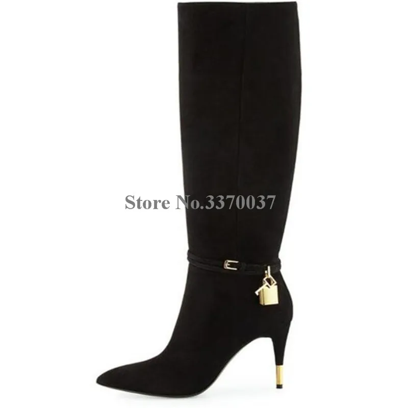 Фирменный дизайн; женские модные сапоги до колена на шпильке с острым носком и золотым замком; замшевые высокие сапоги на высоком каблуке с ремешком