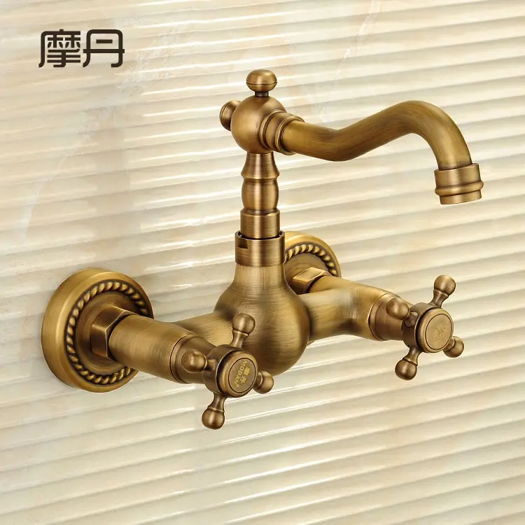 

The archaize faucet full copper hot water enters the rotary European wall double tap