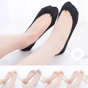

Ladies Spring and Summer Invisible Ice Silk Sock Slippers Anti-Slip Silicone Female Shallow Mouth Lace Sock Women Boat Sock