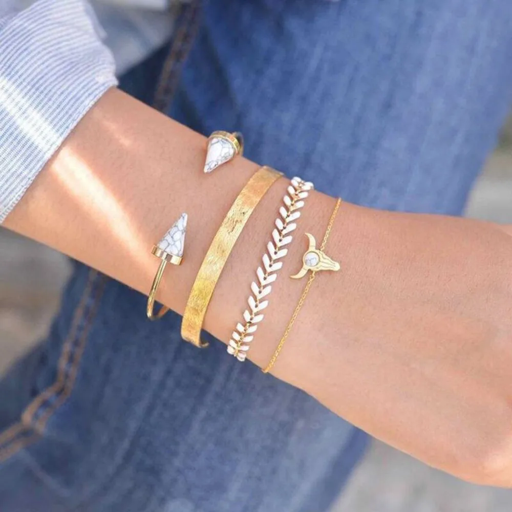 

Hot Fashion Women Bangle Bracelet 4 PCS/Set Simple Natural Wheat Ears Zodiac Bull Head Open Bracelet Jewelry Wild Wholesale #W