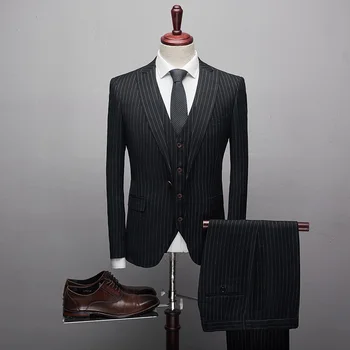 

2020 Fashion New High quality Mens Black Striped suit Formal Suits 3 Pieces Wedding Groom Tuxedos Prom Slim Fit Peak lapel Suits