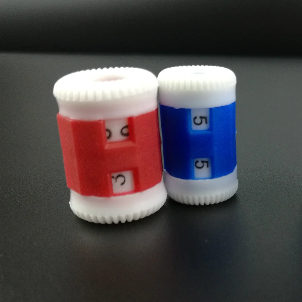 

2Pcs/set Plastic Crochet Knitting Needles Row Counter 2 Sizes Big and Small Knitter Needle Stitch Count Sewing Tools Accessory