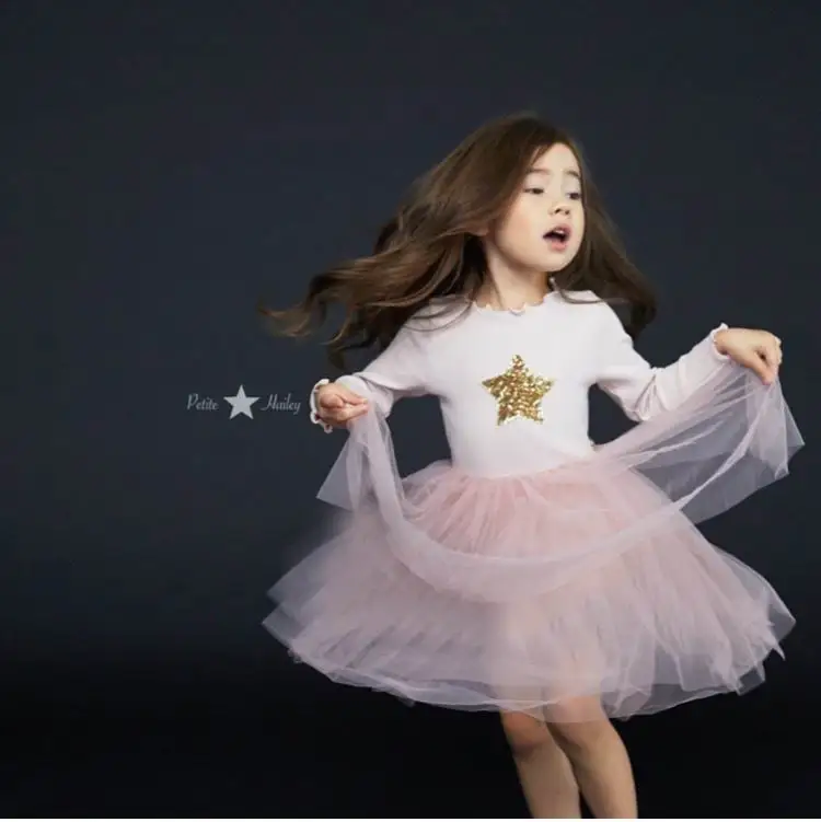 Весенне-осеннее платье принцессы для девочек блестящий топ со звездами+ пышное Новогоднее платье с длинными сетчатыми рукавами одежда для детей От 2 до 8 лет, E8806