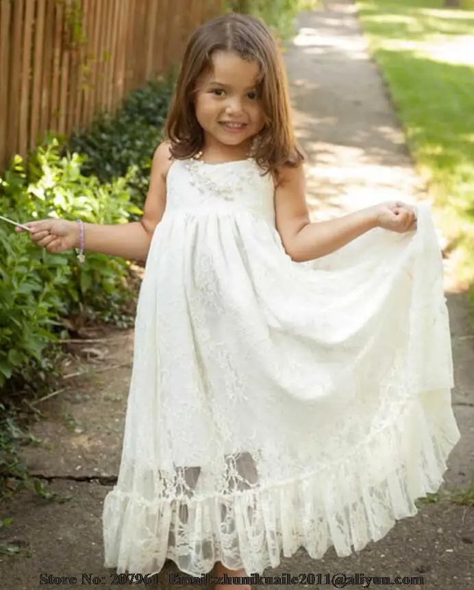 Vintage Lace Flower Girls Dresses For Weddings 2017 Halter Neckline