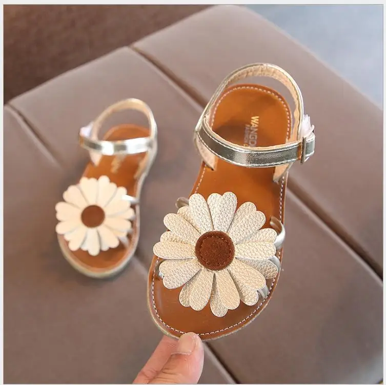 

Summer Style Children Sandals Girls Princess Beautiful Flower Shoes Kids Flat Sandals New Girls Roman Leather Sandals Shoes