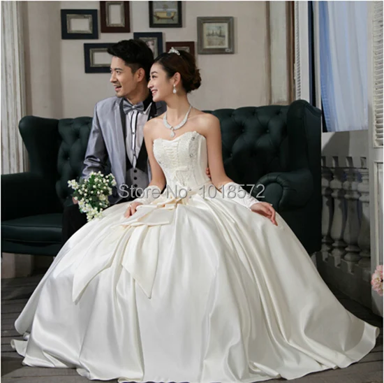 

2017 Latest Elegant Wedding Dresses with Bow White/Ivory Fashion Satin Formal Dress Ball Gown Sweetheart Princess Bridal Gown