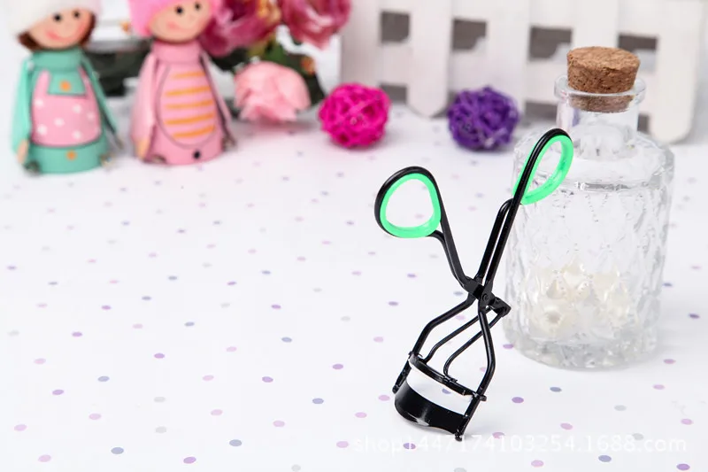 2611012645_301779203