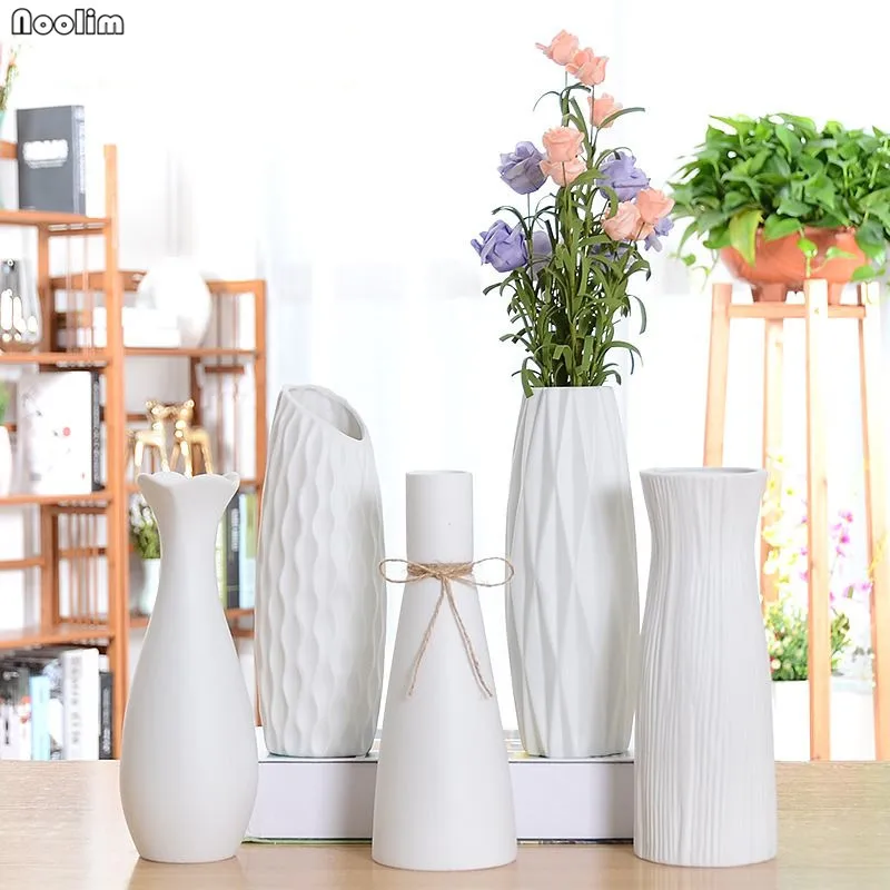 

Classic Modern White Desktop Ceramic Vase Simple Floor Vase Chinese Crafts Creative Gifts Home Living Room Table Decoration