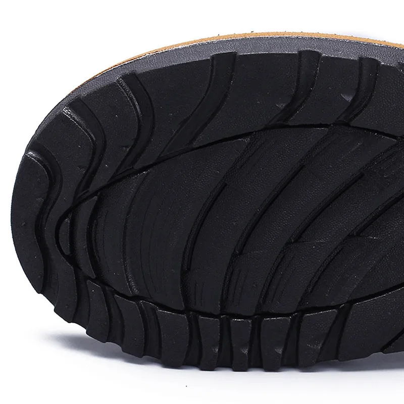 Men's Fashion Casual Flat Flip Flops Slippers Beach Sandals Outdoor Skid Shoes Mans footwear terlik kapcie 40JA3028