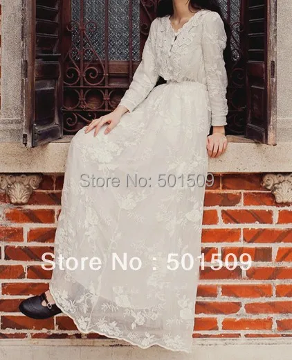 

white lace embroidery fullsleeve long medieval dress Renaissance lace Gown princess costume Victorian Gothic Lo/Marie Antoinette