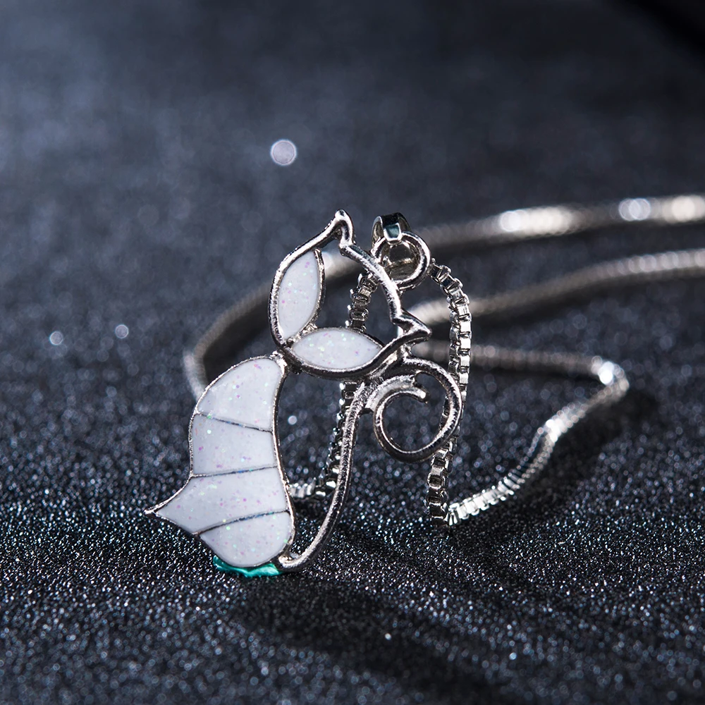

2019 New Fashion Women Silver Animal Necklace Jewelry Cat White Fire Opal Charm Pendant Necklace Chain Hot Sale