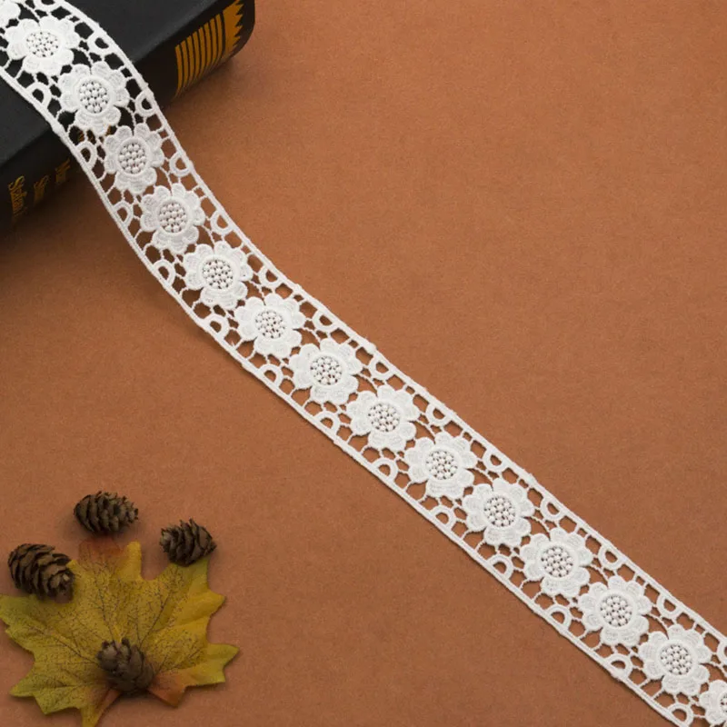 3.5 cm x 1 yard Hollow Lace Ribbon For Wholesal Party Home Wedding Gift Wrapping Christmas New Year DIY Material Decoration 8z