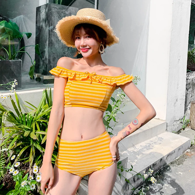 2019 New Korean Women Two Pieces Swimwear Striped Off-the-shoulder High-waist Neckline Trim Falbala Front Tie High-leg Swimsuit | Спорт и