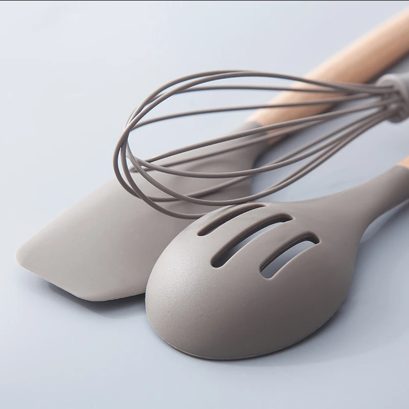 Silicone Wood Cooking Tool Sets Kitchen Utensils Gadgets Spoon Ladle Egg Beater Oil Brush Colander Cuisine Truner Accessories