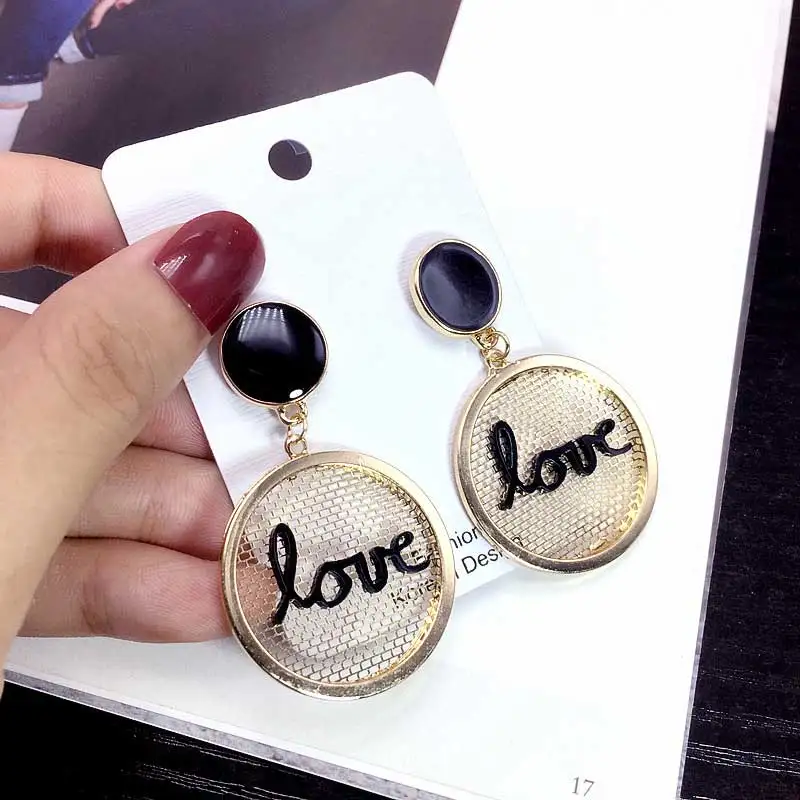 

Fashion popular love letters earrings Round hollow pendant temperament Woman earring