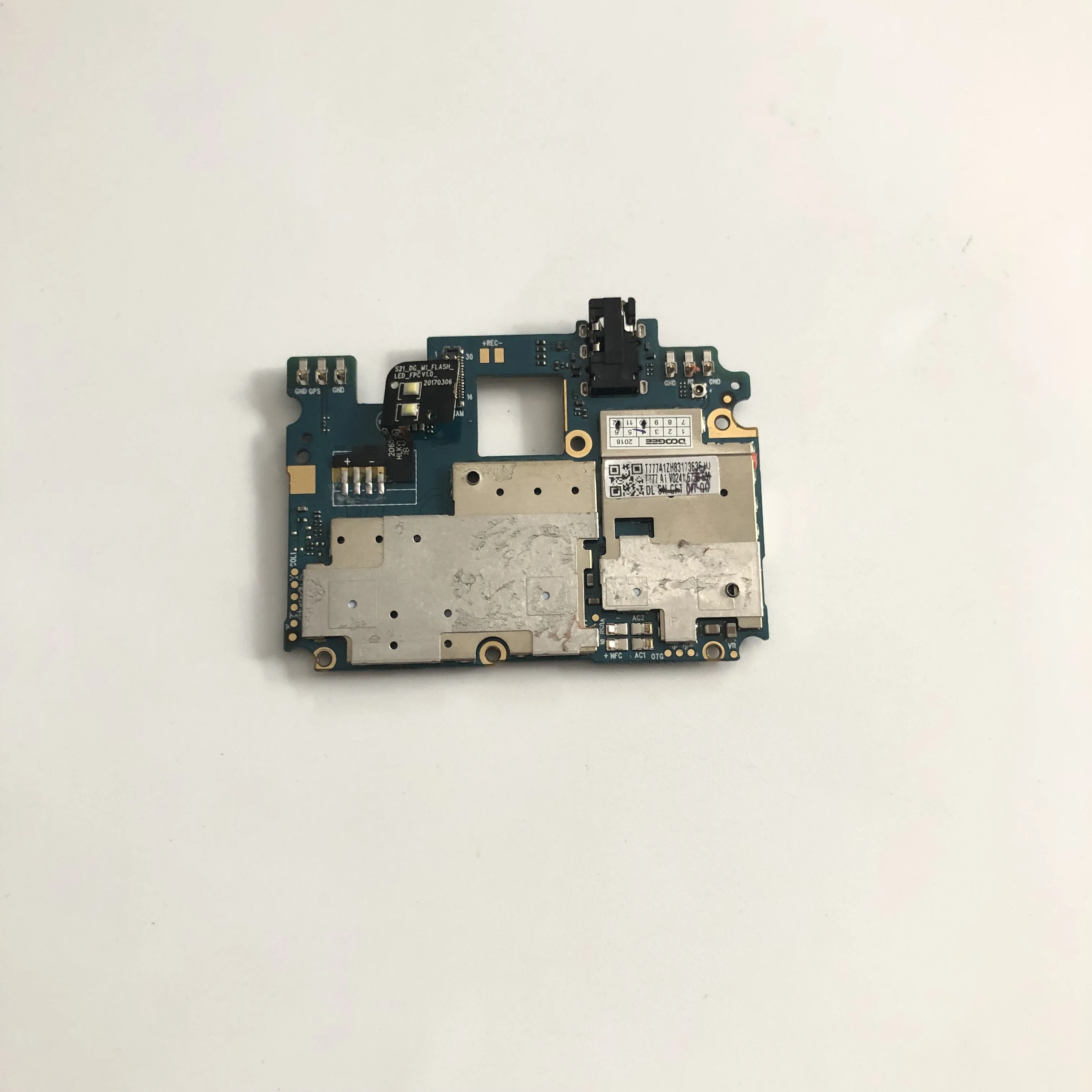 

DOOGEE S60 Lite Used Mainboard 4G RAM+32G ROM Motherboard For DOOGEE S60 Lite MT6750T Octa-Core 5.2" FHD 1920x1080 Mobile Phone