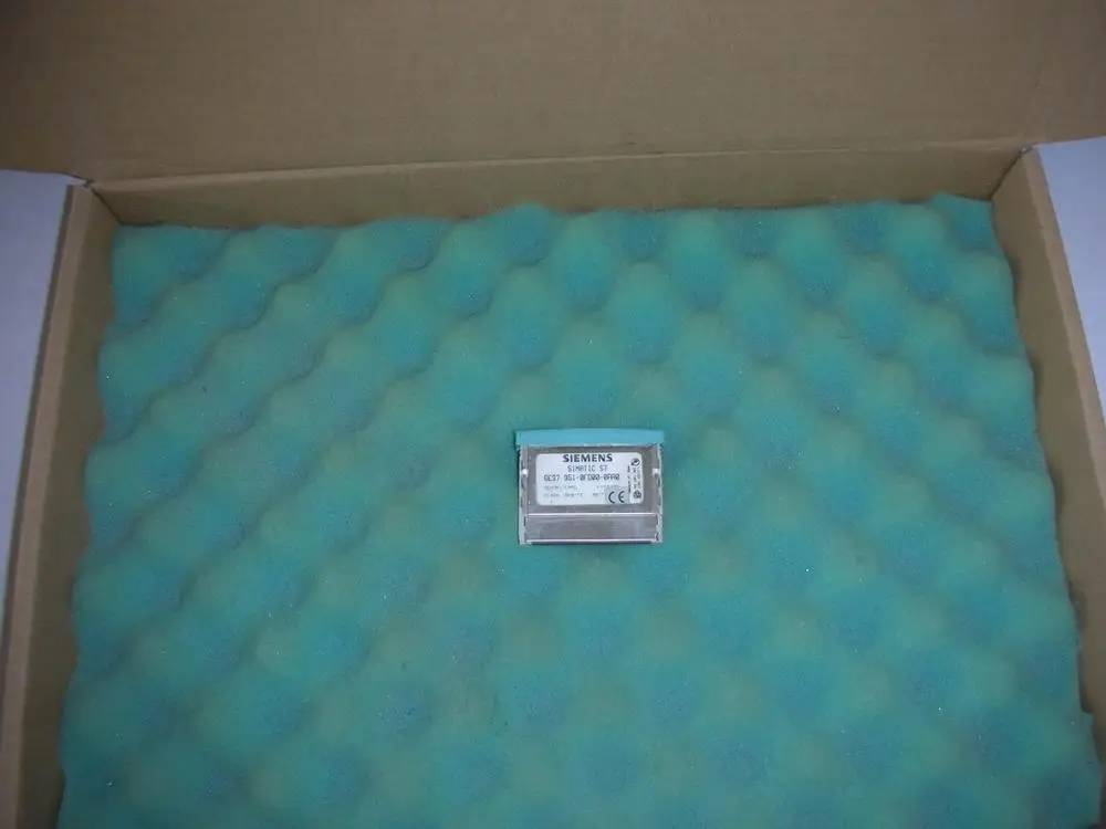 все цены на 1PC USED * 6ES7 951-0FD00-0AA0 6ES7951-0FD00-0AA0 онлайн