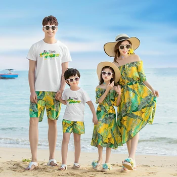 

New Seaside Holiday Summer Family Matching Outfits Mother Daughter Fashion Dresses Dad Son T-shirt+Shorts Beach Lovers Clothing