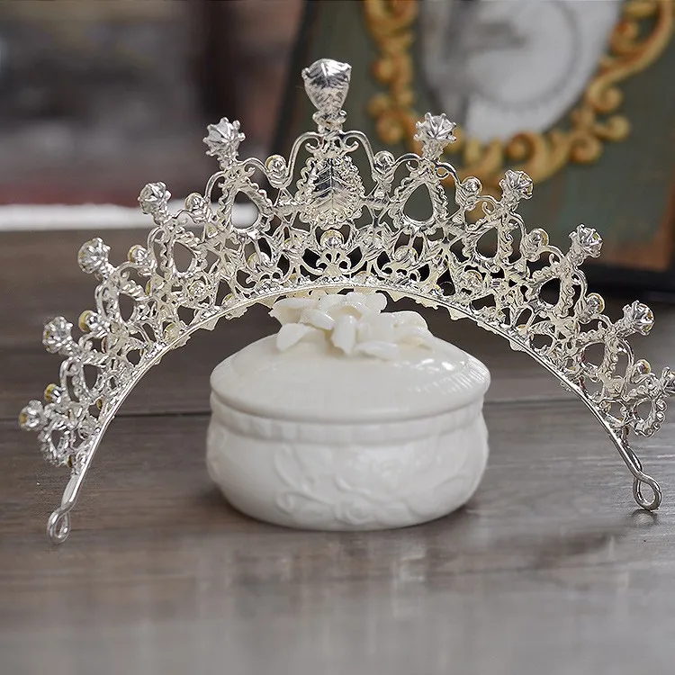 Tiara fashion jewellery deals