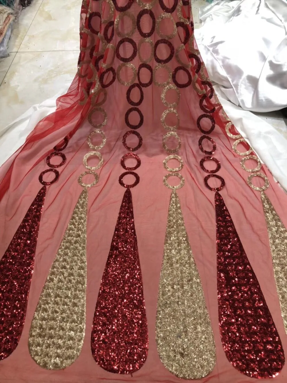 

WINE African Lace Fabric 2019 High Quality Lace Sequin Fabric French Nigerian wholesale Lace Fabric Gold Embroidery Wedding Lace
