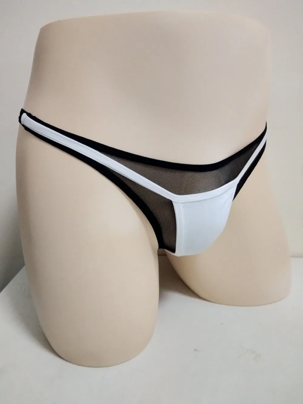 New men's underwear with mesh lining