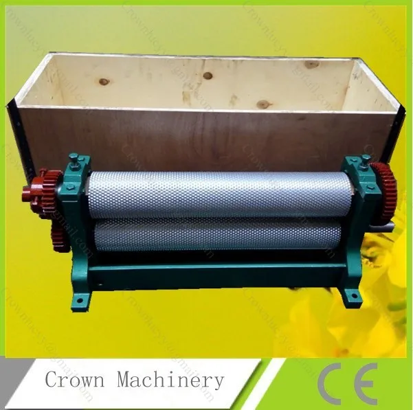 86*500mm Hand Crank Beeswax foundation sheet roller mill