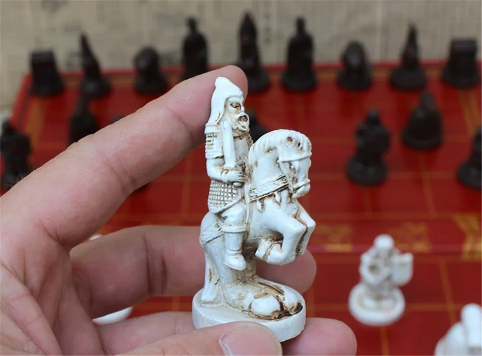 High-grade Antique Wooden Chinese Chess Game Set Folding Chessboard Chinese Traditions Resin Chess Pieces Board Game Yernea