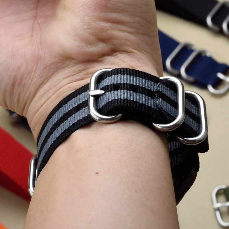 2991069596_402564019