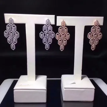 

Qi Xuan_Jewelry_New Earrings Geometric Earrings S925 Silver Inlay Zircon Elegant And Irregular Irregular_Factory Direct Sales