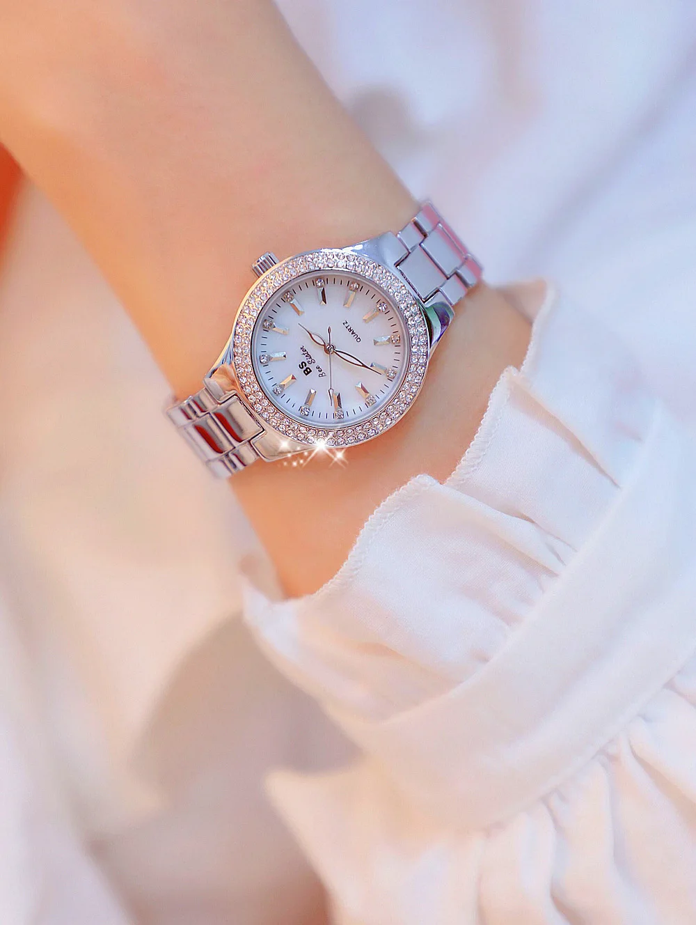 women watch 6