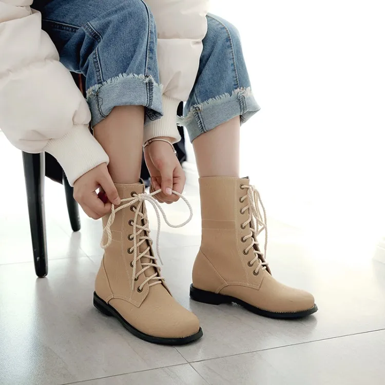 

Big Size11 12 13 14 15 16 17 18 19 The British wind is full of round head, middle heel and tie Martin boots and boots