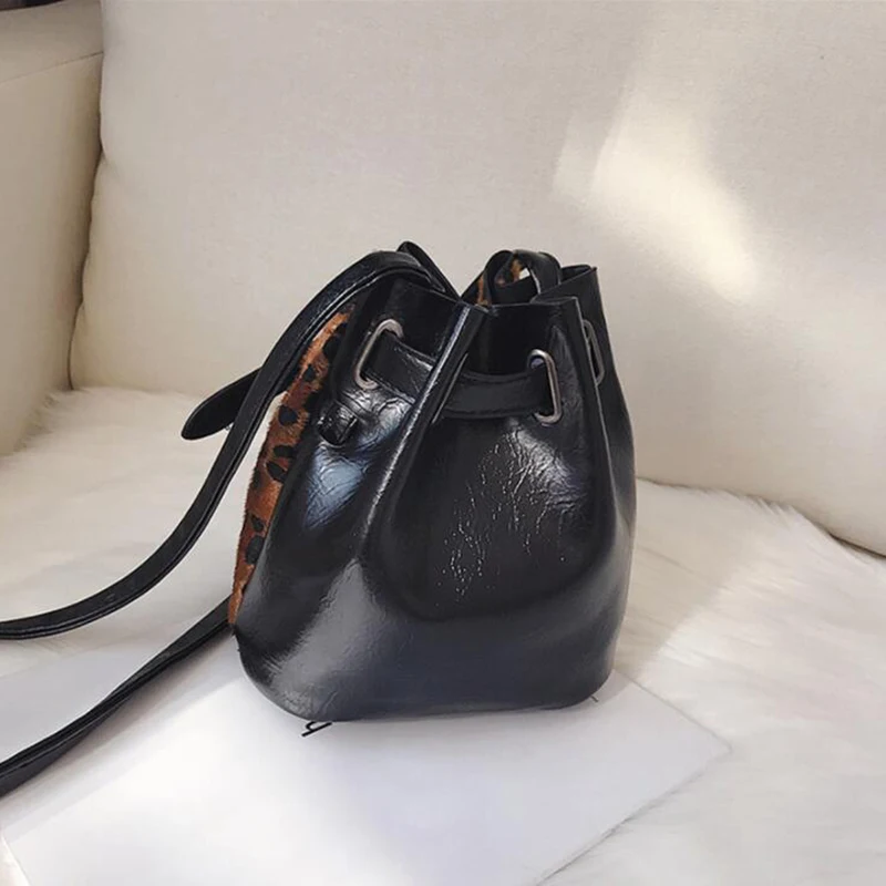 خمر أزياء المرأة أفخم ليوبارد طباعة حقيبة كتف قطيفة عالية الجودة رسول Crossbody حقيبة الإناث دلو حقيبة خمر أزياء المرأة أفخم ليوبارد طباعة حقيبة كتف قطيفة عالية الجودة رسول Crossbody حقيبة الإناث دلو حقيبة