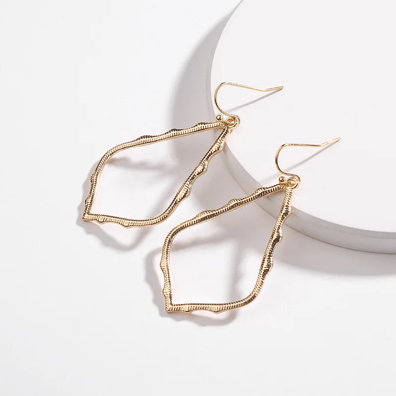 

7 Colors Designer Frame Teardrop Earrings for Women Fashion Jewelry Painting Metal Water Drop Earrings Statement Ks Earrings