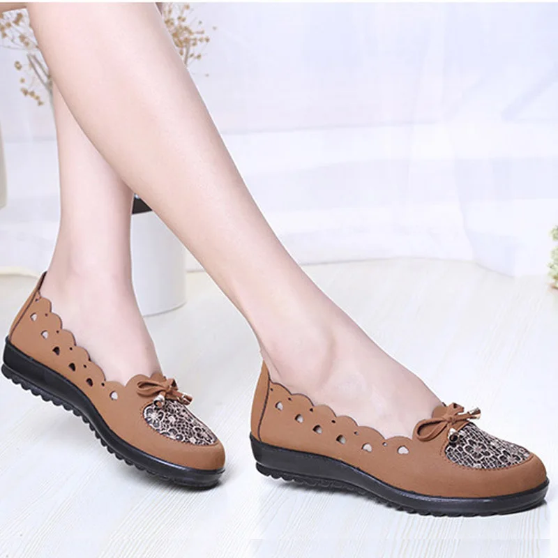 Женщины Мягкое Дно Пекин Ткани Обувь 2017 Новых Моде Плоские Дамы Свет Лодка