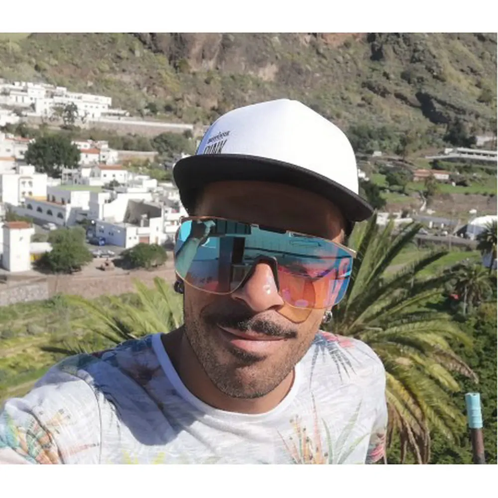 

MINCL Blue Oversized Square Sunglasses Men New 2019 One Piece Lens Big Frame Sun glasses For Women UV400 Silver Mirror NX