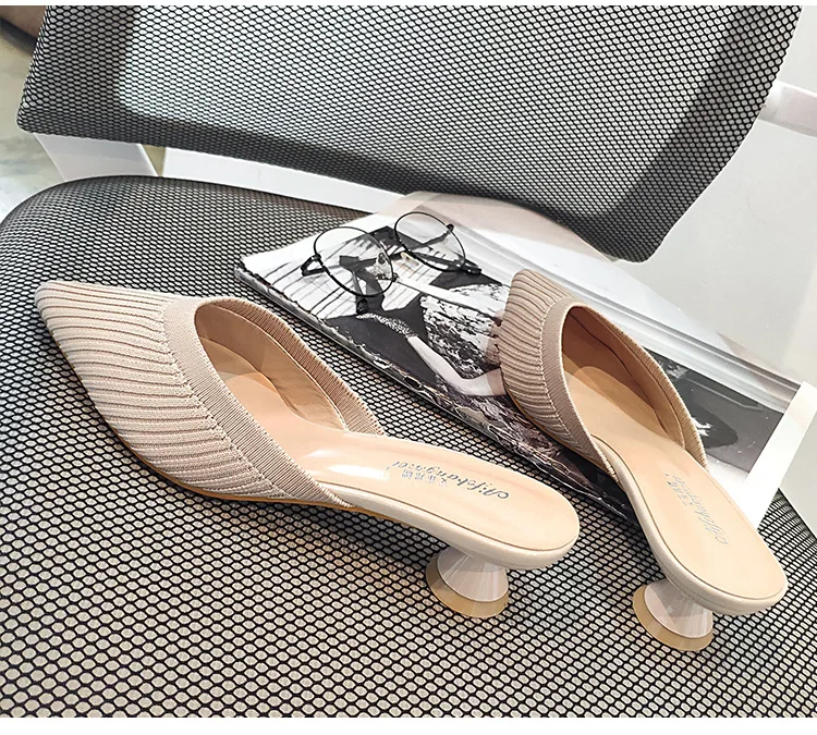 Шлепанцы на среднем каблуке; женская обувь; женские шлепанцы с острым носком; шлепанцы на платформе; летние модные Вьетнамки; F90074