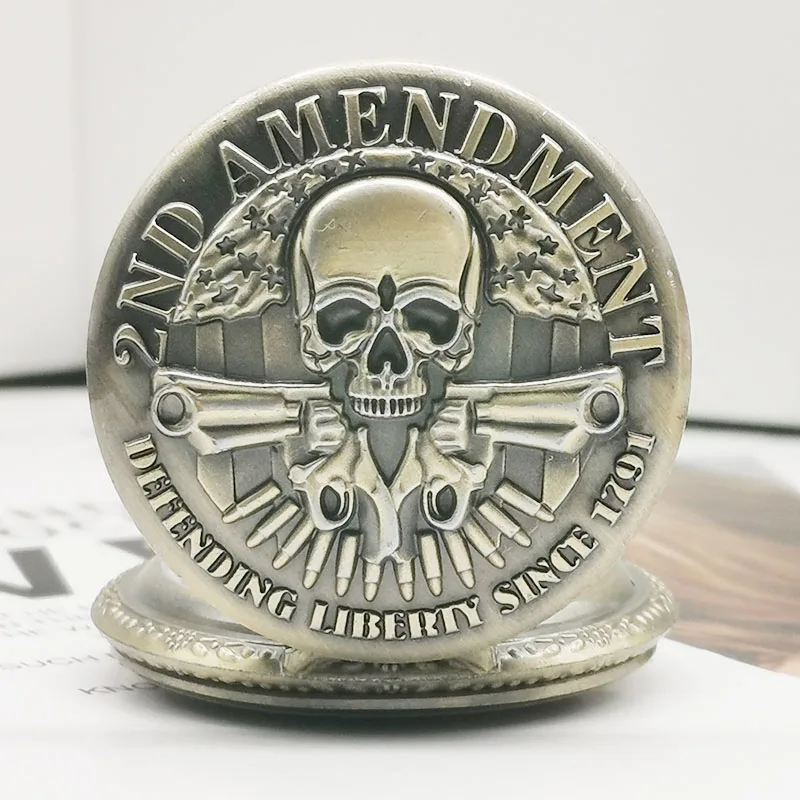 

Antique 2ND Amendment Steampunk Quartz Pocket Watch Hollow Carribean Pirate Skull Head Horror with Chain for Men Women Pendant
