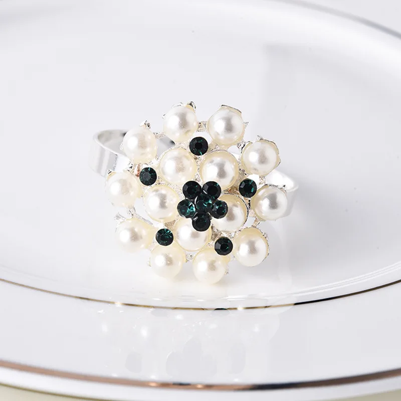 

50PCS metal flower-shaped hollow napkin creative circle napkin ring table decoration jewelry