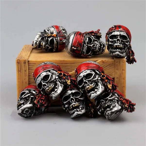 Cool Pirates Skeleton Head Mini Figures - 1