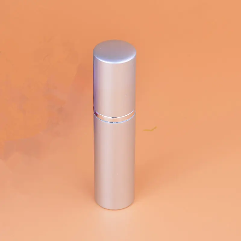 3716988710_958773468