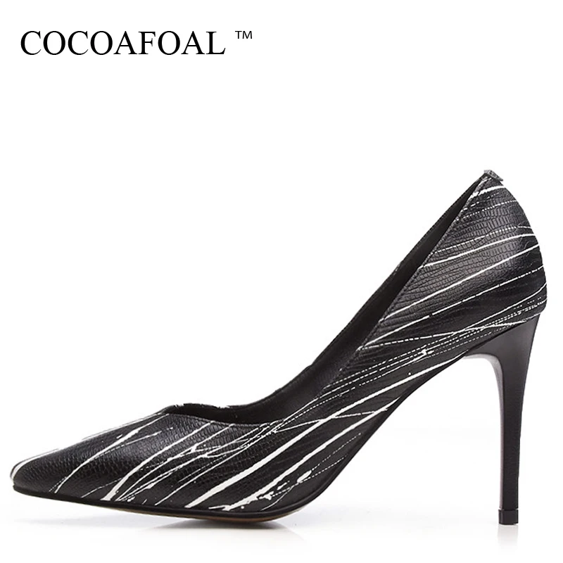 

COCOAFOAL Woman Wedding High Heels Shoes Black Fashion Sexy Pumps Stiletto Pointed Toe Stiletto Party Career White Pumps 2018