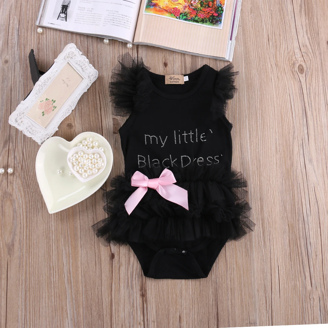 Лидер продаж, боди для новорожденных девочек, модное кружевное черное платье с вышивкой и надписью, боди для малышей