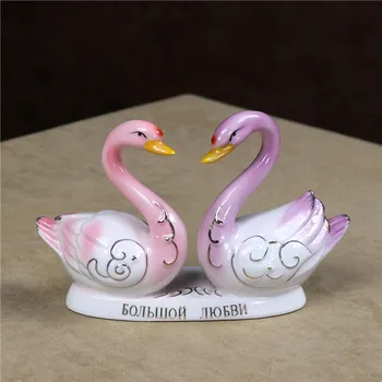 

Ceramic Swan Lovers Miniature Porcelain Couple Swan Figurine Adornment Decor Craft Wedding Present For Valentine's Day Souvenir