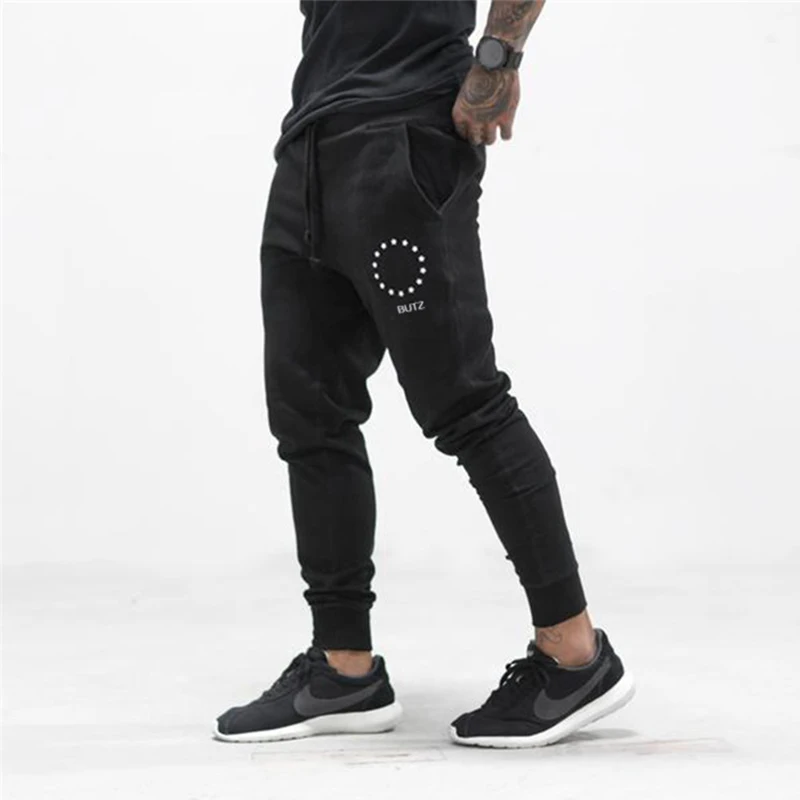 Спортивные штаны с надписью спереди atlanta. Pants store. Жизнь штаны. Жизнь штаны. Жизнь штаны.