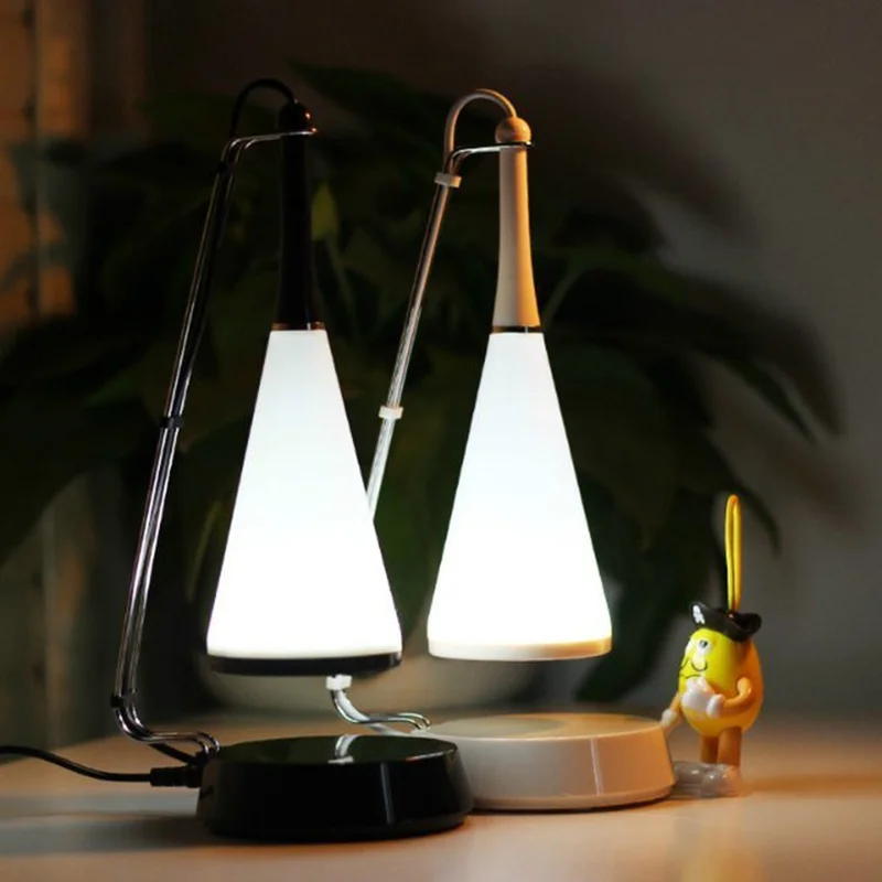 

1 PCS Led multi-function touch audio Bluetooth desk lamp bedroom study usb touch learning eye table lamp ZP12131733