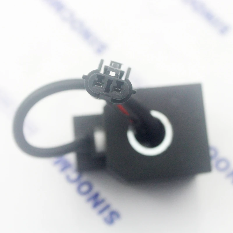 sinocmp-hyundai-r215-7-r225-7-excavator-dc 24v-solenoid-valve-coil (2)