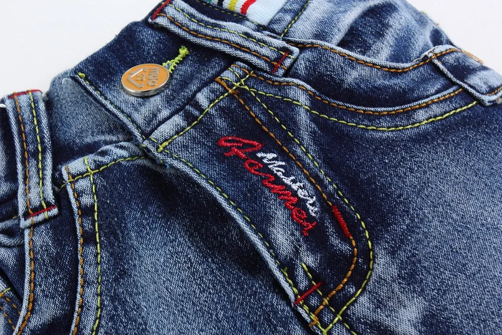 Высокое качество хлопок джинсы для мальчиков с милой вышивкой 2015bj01 A