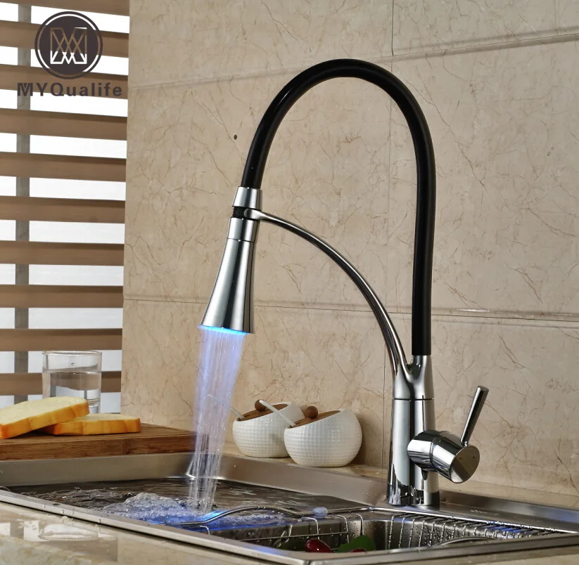 Светодиодный светильник Кухня смеситель кран с одной ручкой двумя поворотными кухонный носик горячей и холодной воды, водопроводный кран вытащить промывки спрей крана