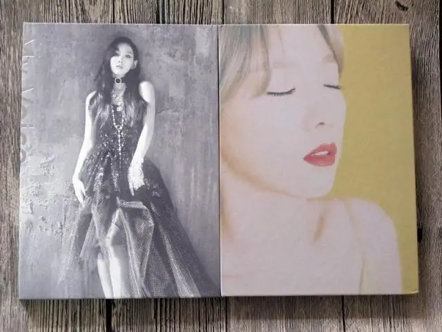 SNSD Taeyeon подписанный автограф первый альбом мой голос CD+ Фотокнига+ подписанный плакат корейский 02 - Цвет: 2 ver with posters